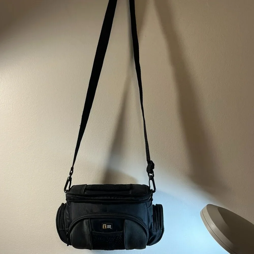 Case Logic Camera Case - Picture 2 of 3